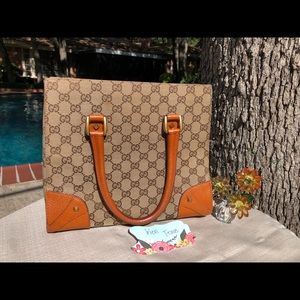 SOLD  Authentic Gucci Hand Bag